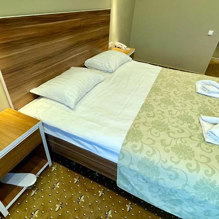 Riga Unimars Hotel מראה חיצוני תמונה