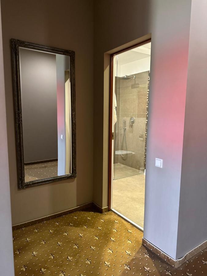 Riga Unimars Hotel מראה חיצוני תמונה