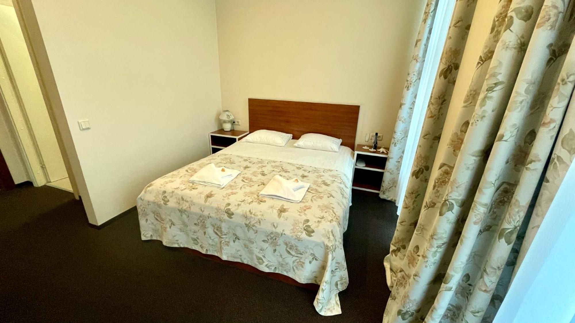 Riga Unimars Hotel מראה חיצוני תמונה