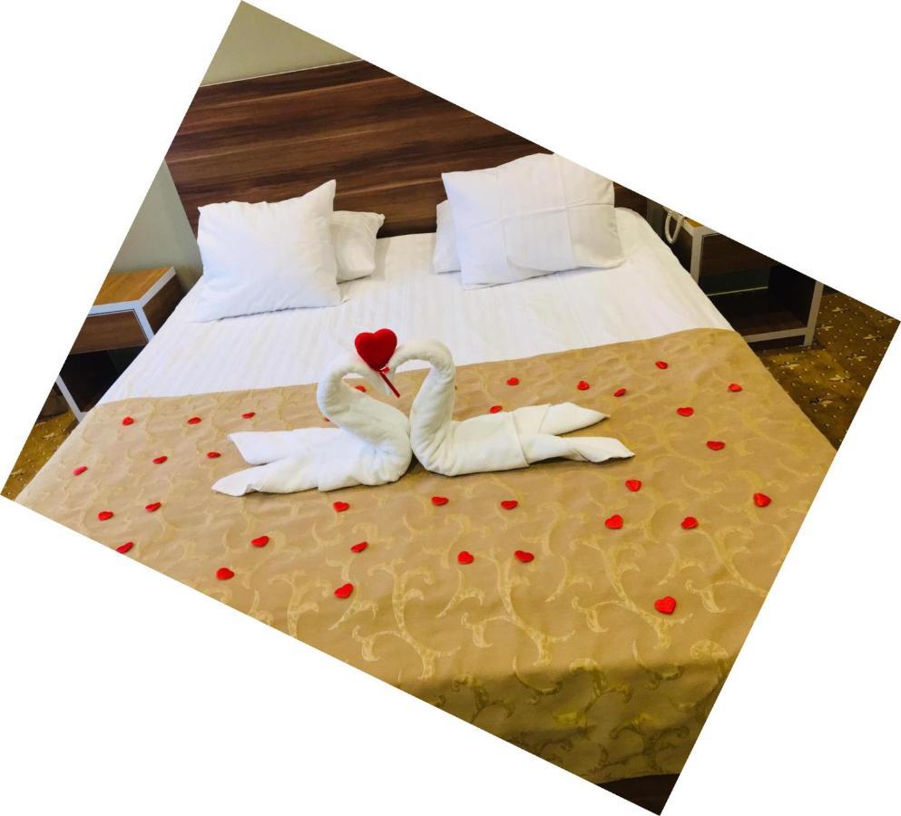 Riga Unimars Hotel מראה חיצוני תמונה